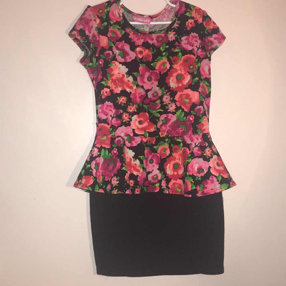 Flower Dress☀︎︎